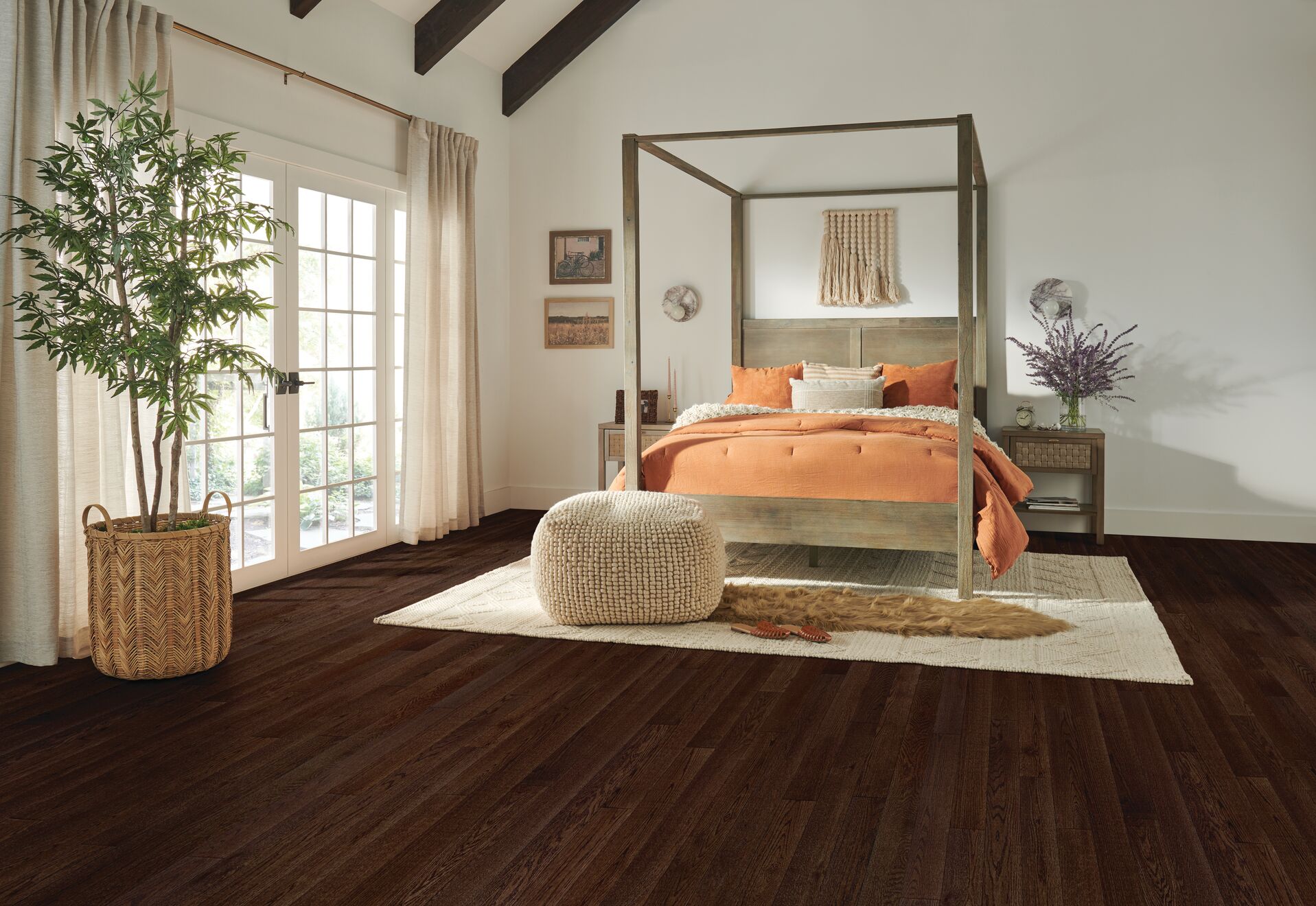 Dundee Mocha Solid Hardwood CB1277LG